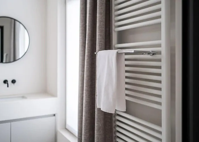 Huswell - Romantic Getaway With Terrace In