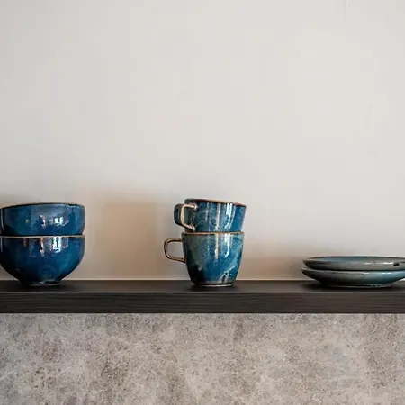 Huswell - Romantic Getaway With Terrace In Apartment *