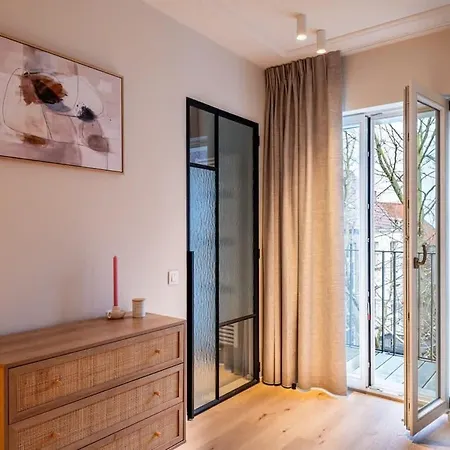 Romantic Getaway With Terrace In Apartment Ghent